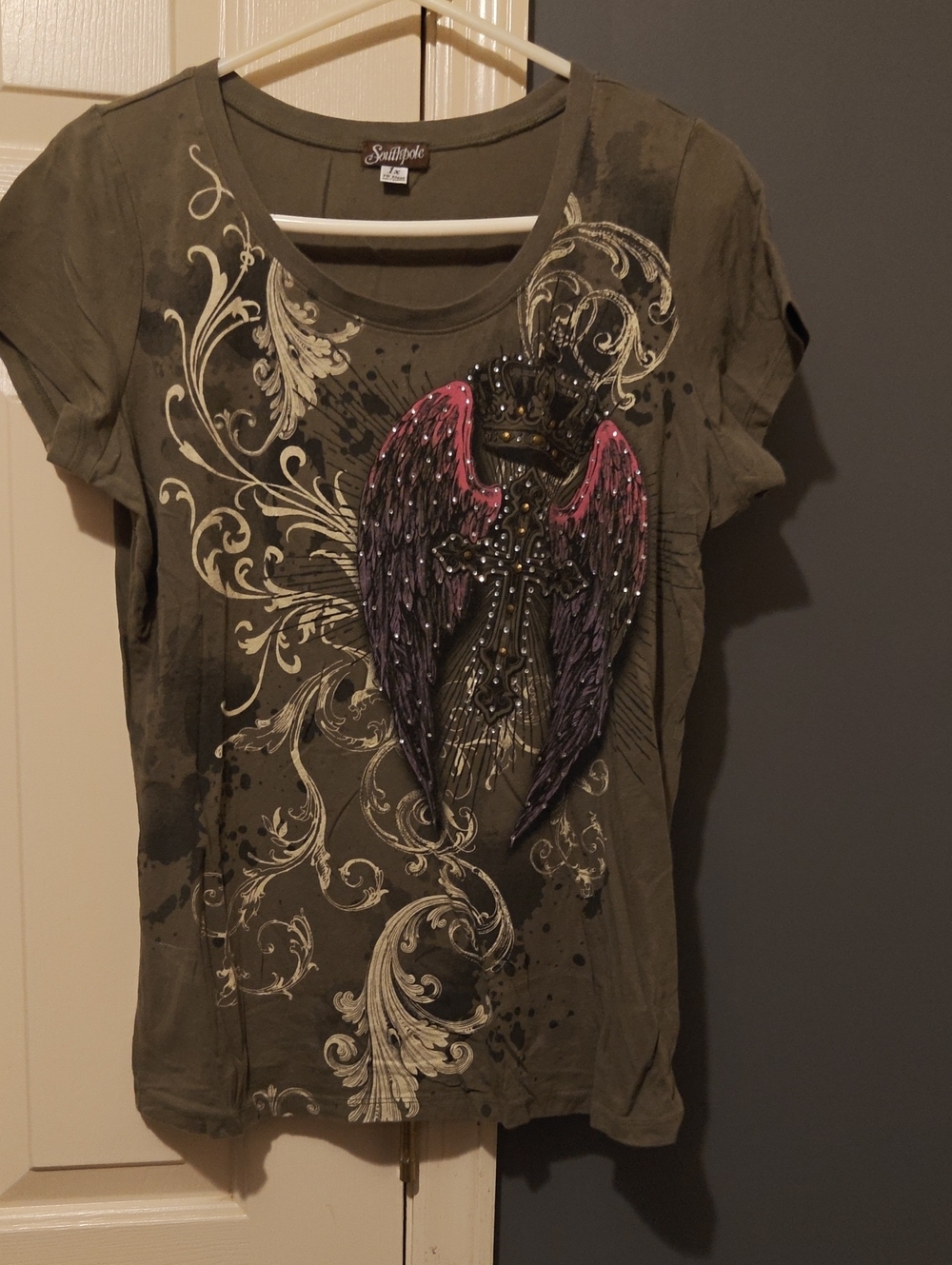 Olive Graphic Wing-Embellished Women's Tee